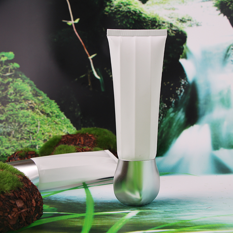 化妝品OEM包裝材料是什么(化妝品軟管包裝材料的特點(diǎn))